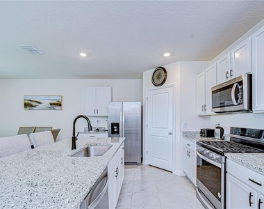 2763 Widewater Way - Photo Thumbnail 35