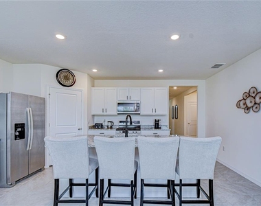 2763 Widewater Way - Photo Thumbnail 32