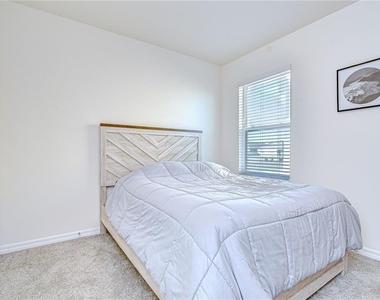 2763 Widewater Way - Photo Thumbnail 10