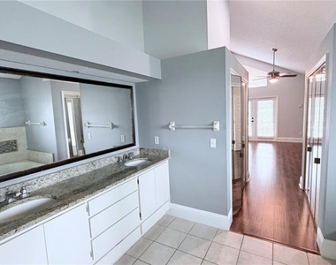 4103 Sparrow Court - Photo Thumbnail 18