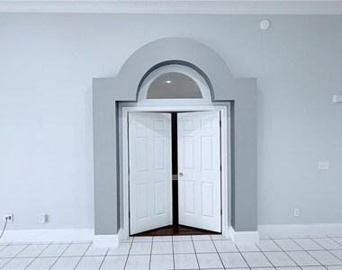4103 Sparrow Court - Photo Thumbnail 13
