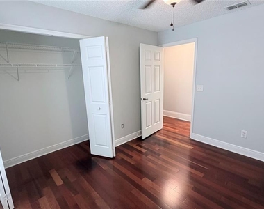4103 Sparrow Court - Photo Thumbnail 40