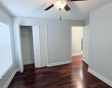 4103 Sparrow Court - Photo Thumbnail 43