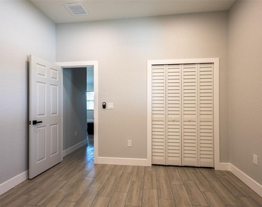 9912 Golden Loop - Photo Thumbnail 34