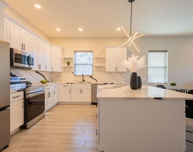9912 Golden Loop - Photo Thumbnail 14