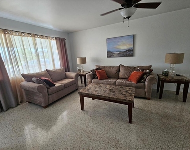 1703 Amhurst Circle - Photo Thumbnail 11