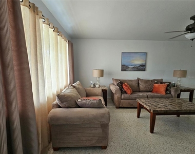 1703 Amhurst Circle - Photo Thumbnail 10