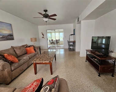 1703 Amhurst Circle - Photo Thumbnail 12