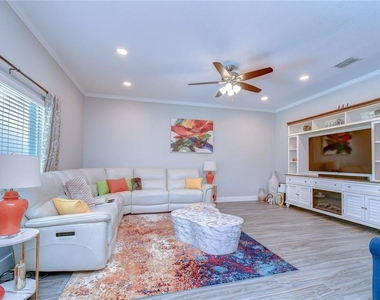 19312 Sea Mist Lane - Photo Thumbnail 24
