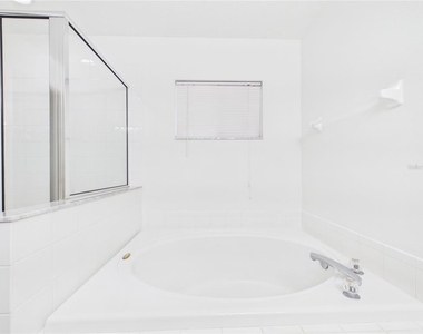 10553 Egret Haven Lane - Photo Thumbnail 29