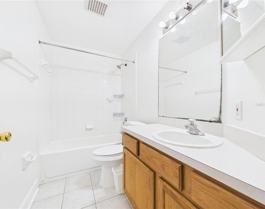 10553 Egret Haven Lane - Photo Thumbnail 7