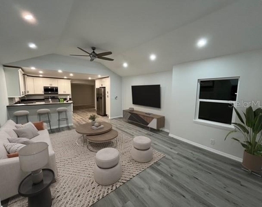 1574 Ewing Avenue - Photo Thumbnail 7