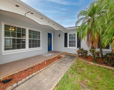 2260 Harn Boulevard - Photo Thumbnail 3