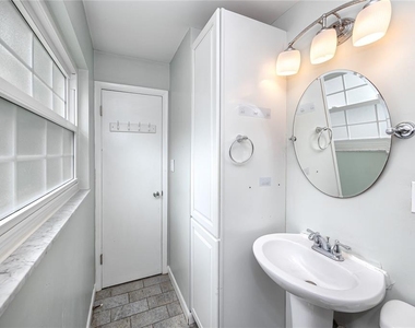 2260 Harn Boulevard - Photo Thumbnail 19