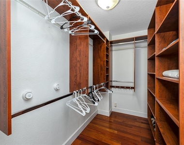 920 North Shore Drive Ne - Photo Thumbnail 23