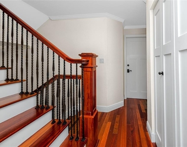 920 North Shore Drive Ne - Photo Thumbnail 18