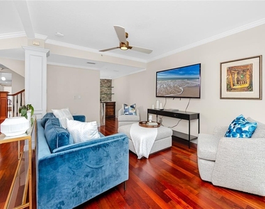 920 North Shore Drive Ne - Photo Thumbnail 14