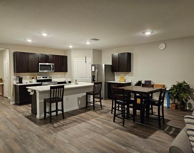 32650 Osprey Peak Way - Photo Thumbnail 3