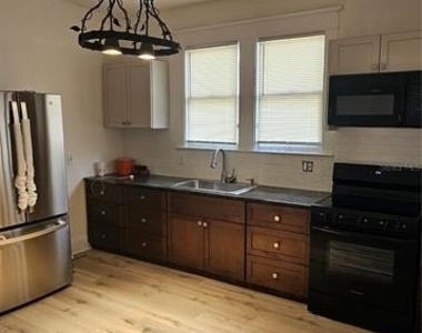 2312 E 8th Avenue - Photo Thumbnail 9