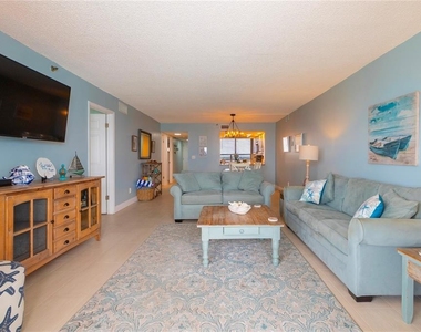 17900 Gulf Boulevard - Photo Thumbnail 17