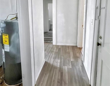 35 N 6th Street - Photo Thumbnail 8