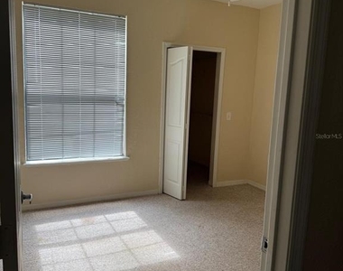 6141 Metrowest Boulevard - Photo Thumbnail 3