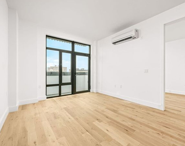 597 Grand St 11211 - Photo Thumbnail 14
