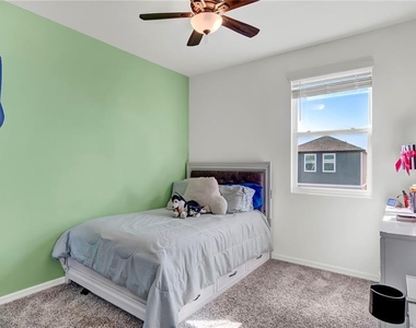 4704 Homestead Trail - Photo Thumbnail 16