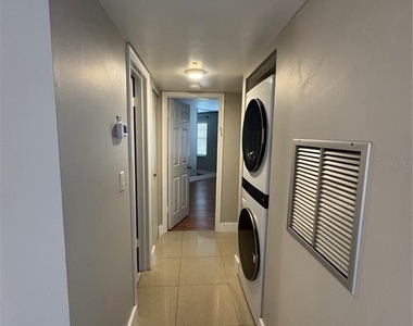 3992 Atrium Drive - Photo Thumbnail 9