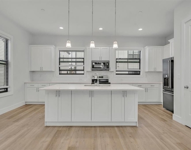 62 W Jersey Street - Photo Thumbnail 10