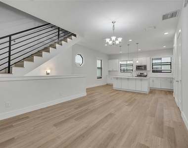 62 W Jersey Street - Photo Thumbnail 14