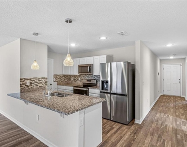 842 Gila Way - Photo Thumbnail 4