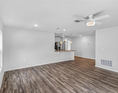 842 Gila Way - Photo Thumbnail 12