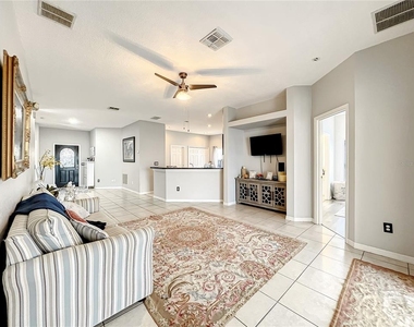 501 Summer Place Loop - Photo Thumbnail 13