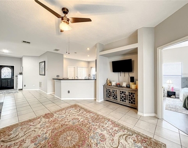 501 Summer Place Loop - Photo Thumbnail 14
