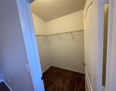 4944 Waterside Pionte Circle - Photo Thumbnail 25