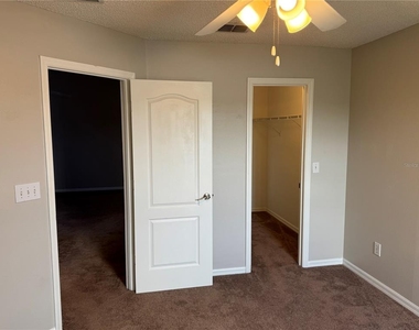 4944 Waterside Pionte Circle - Photo Thumbnail 32