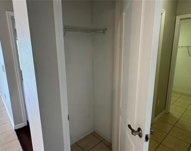 4944 Waterside Pionte Circle - Photo Thumbnail 9