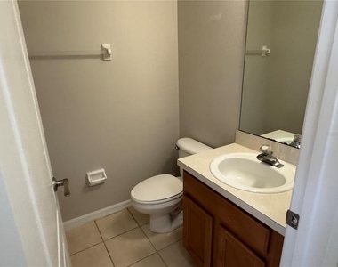4944 Waterside Pionte Circle - Photo Thumbnail 11