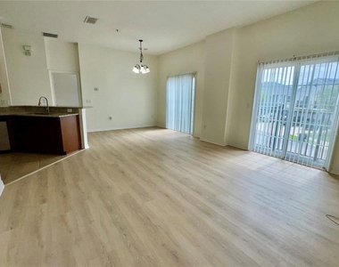 6404 S Goldenrod Road - Photo Thumbnail 21