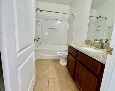 6404 S Goldenrod Road - Photo Thumbnail 14
