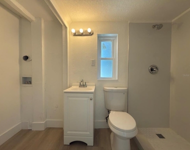 401 E Columbus Drive - Photo Thumbnail 13