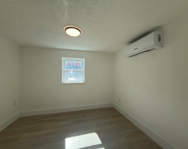 401 E Columbus Drive - Photo Thumbnail 11
