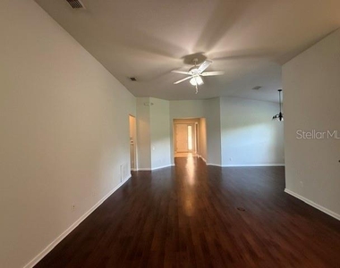 7622 Colbury Avenue - Photo Thumbnail 3