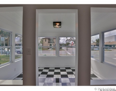 201 Palmetto Street - Photo Thumbnail 4