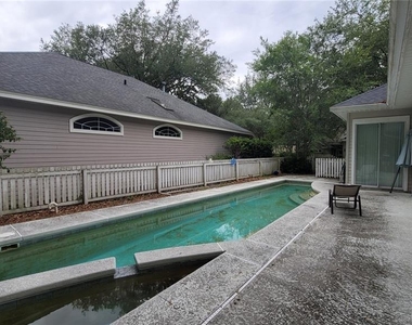 3003 Sw 98th Drive - Photo Thumbnail 8