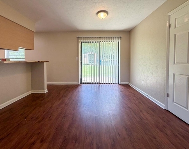 13625 Nw 141st Place - Photo Thumbnail 4