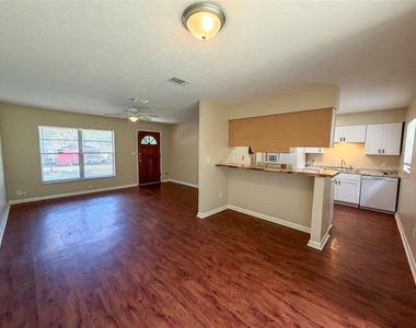 13625 Nw 141st Place - Photo Thumbnail 6
