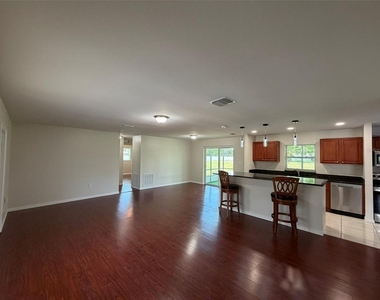 4093 Drance Street - Photo Thumbnail 6
