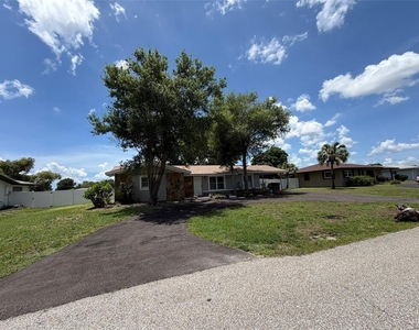 4093 Drance Street - Photo Thumbnail 33